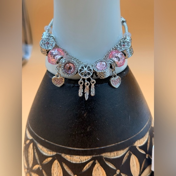 Dreamcatcher Elegant Silver and Pink Charm Bracelet With Hearts and Beads - Picture 2 of 9
